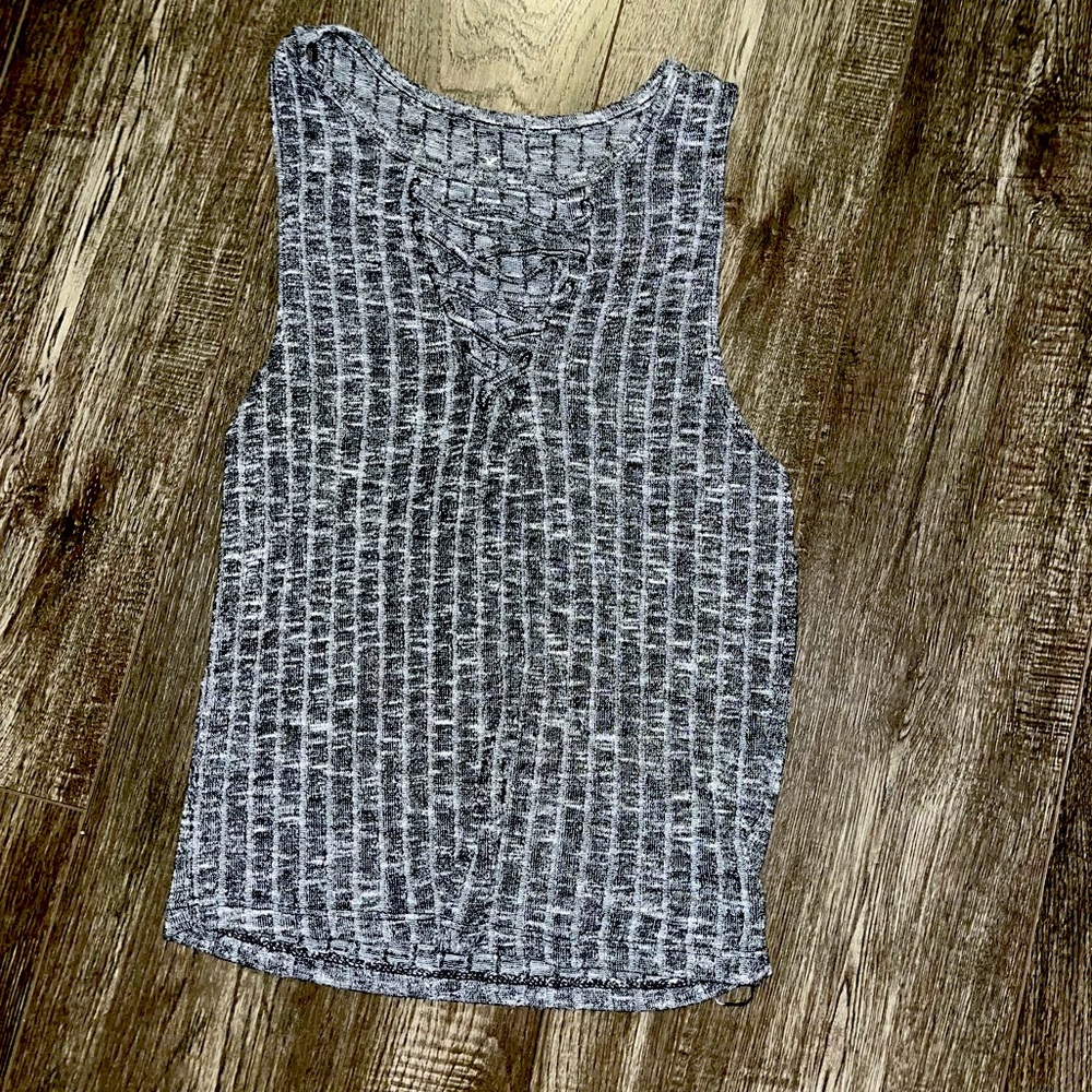 American Eagle tank/crop/shirt 🖤🤍
